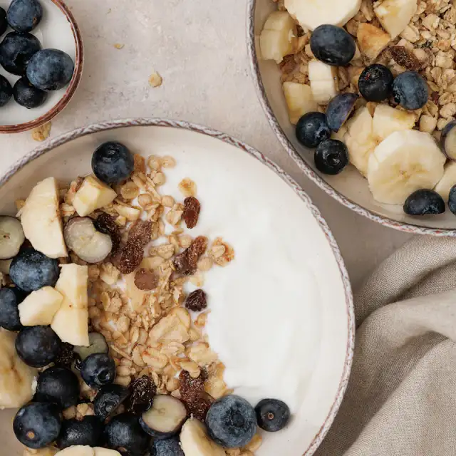 Greek yogurt with granola